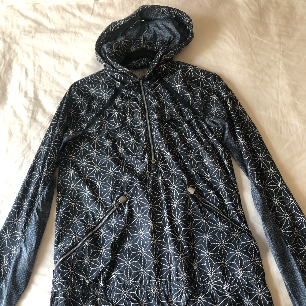 Lululemon rain jacket